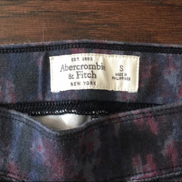 Abercrombie & Fitch Print Casual Leggings - Picture 2 of 5